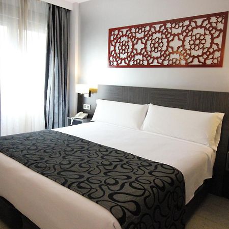 Hotel Venecia Sevilla Kültér fotó
