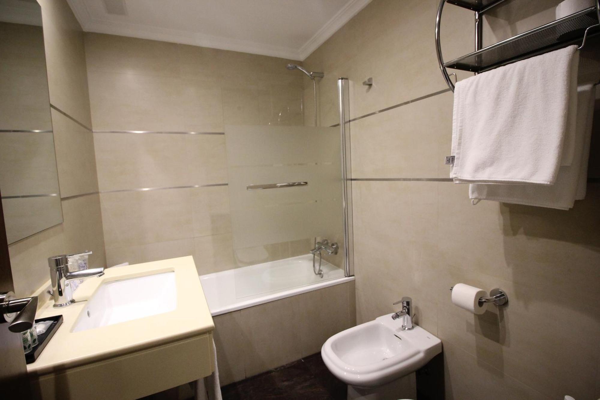 Hotel Venecia Sevilla Kültér fotó
