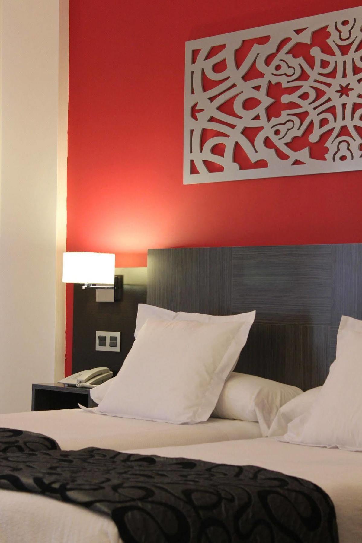 Hotel Venecia Sevilla Kültér fotó